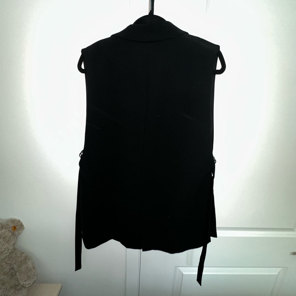 🖤 Zara Sleeveless Blazer Vest – Size L - Picture 3 of 3